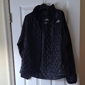 The North Face Women's Black Puffer Jacket